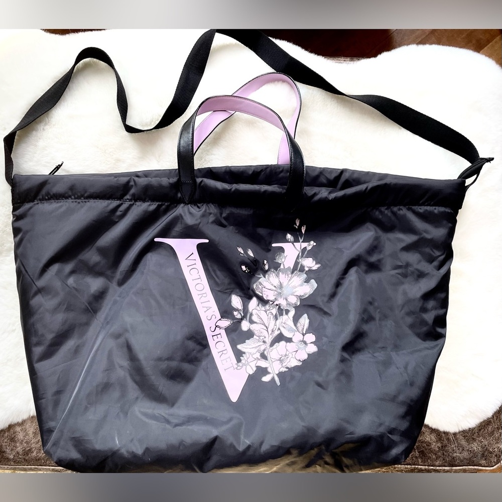 Victoria’s Secret LARGE OVERNIGHT BAG with ZIPPER Black with floral design(pink)